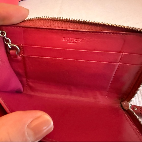 Loewe Dark Pink Compact Leather Wallet - Picture 4 of 4
